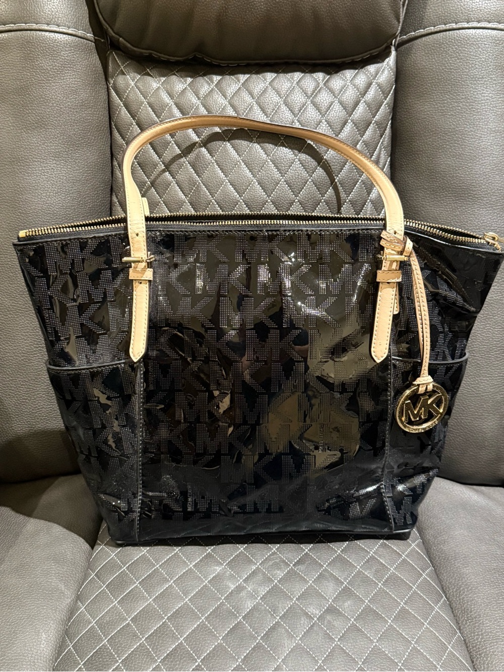Michael Kors Black Patent Logo Tote with Natural Leather Handles - Picture 1 of 3
